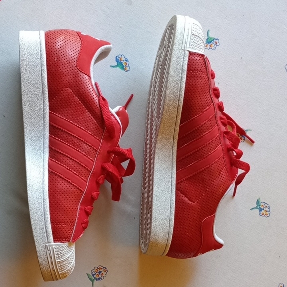 Adidas Superstar Perforated Red and White Shell Toe Sneakers Size 11.5 - Picture 3 of 9